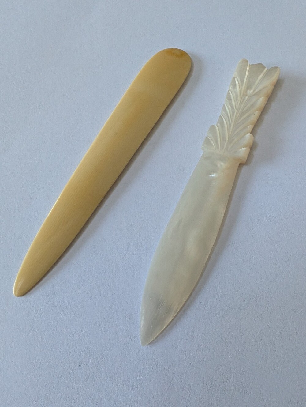 Vintage Carved Mother of Pearl & Polished Bone Page Turner Bookmark Set